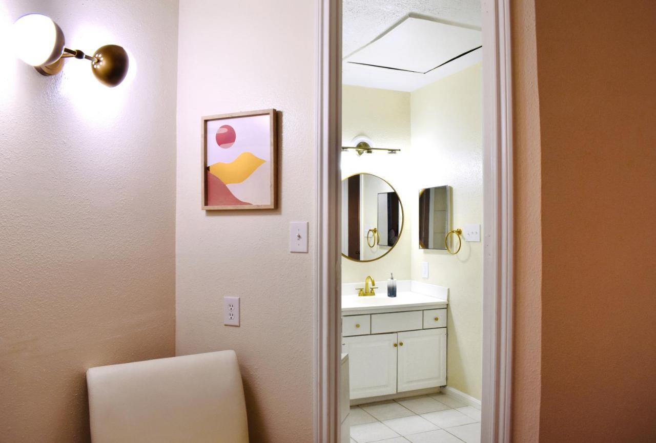 Montrose Pied-A-Terre Apartments Walking Distance To Museums Houston Exterior photo